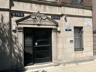 6106 S University Ave Unit 203, Chicago, IL 60637