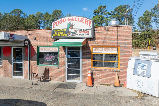 Food Gallery is a must-visit for soul food lovers in Hyatt Park.