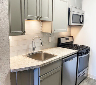 1003 E Fayette St, Syracuse, NY 13210