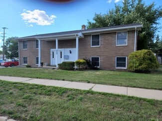 220 W Frank St Unit 2, Fowlerville, MI 48836