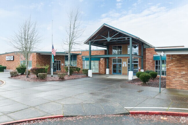 Middle school students in Starcrest attend Jason Lee Middle School.