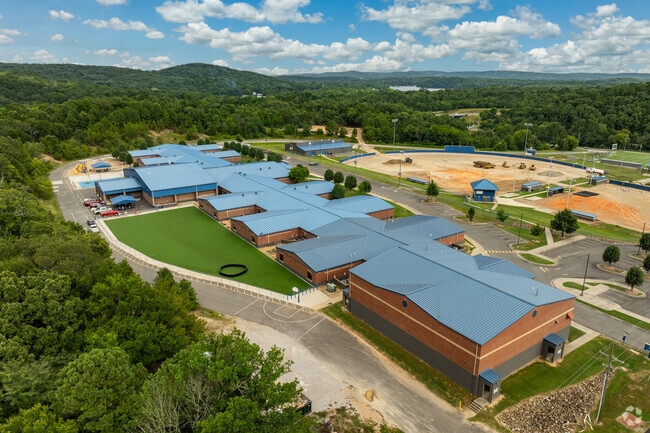 Lakeside Middle School