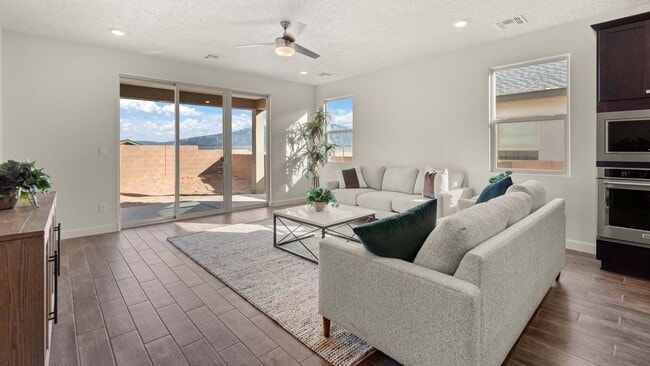 6703 Clayton Dr NE, Rio Rancho, NM 87144 - photo 7