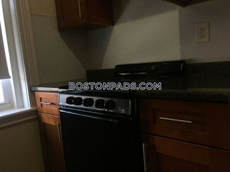 1350 Commonwealth Ave Unit 14, Boston, MA 02134