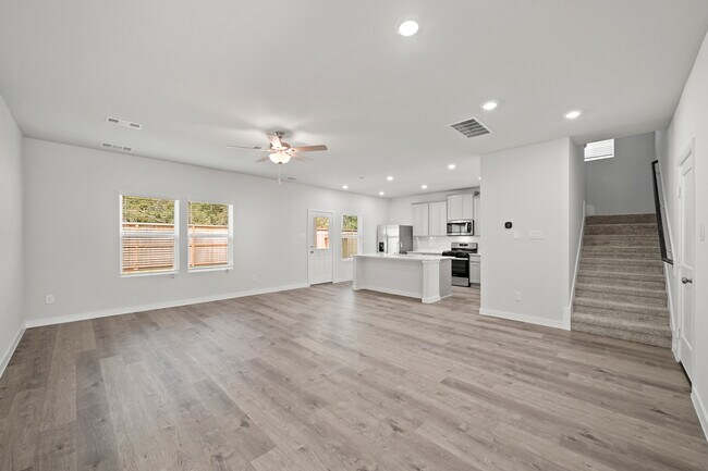 7906 Alset Dr, Magnolia, TX 77354 - photo 4