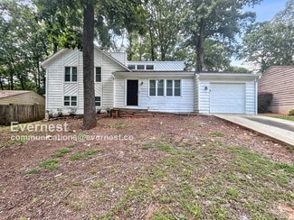 5262 Martins Crossing Rd, Stone Mountain, GA 30088
