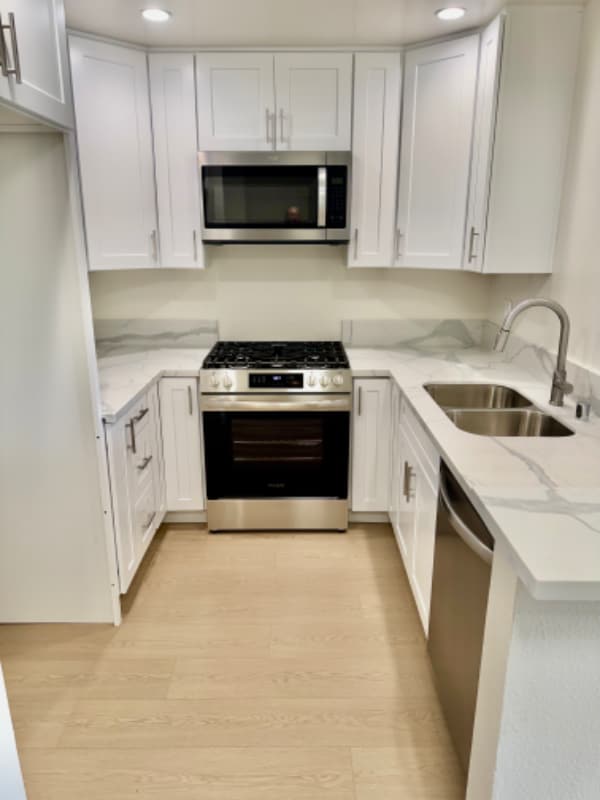 5259 Cartwright Ave Unit 107, Los Angeles, CA 91601