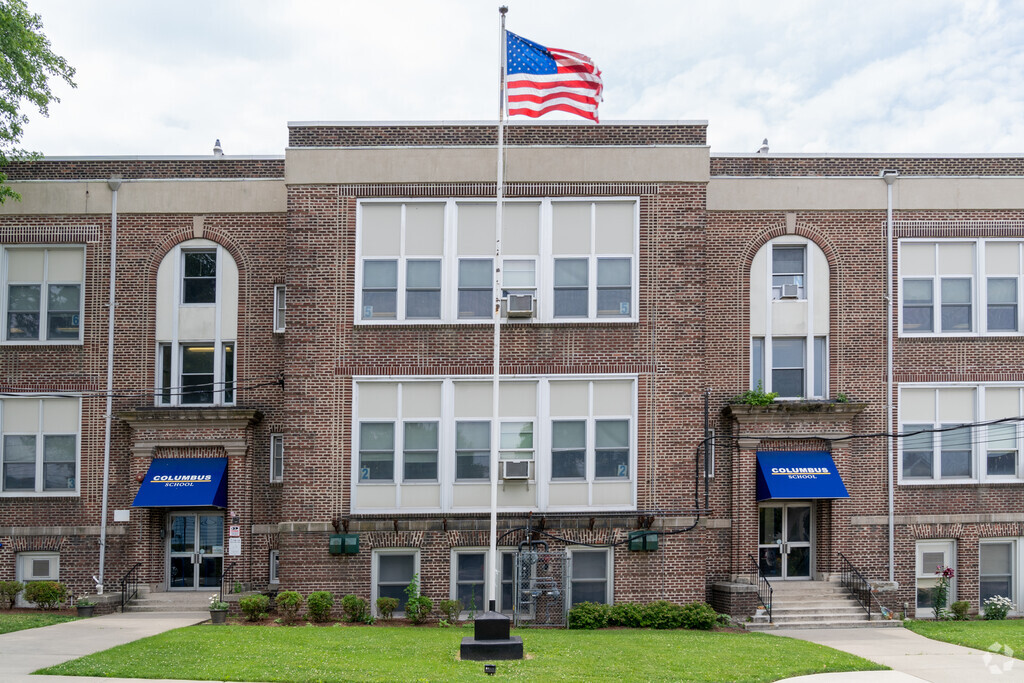 Columbus Elementary School is in the Lyndhurst neighborhood.