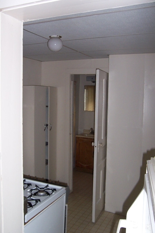 1352 Wilmot Ct unit 1, Ann Arbor, MI 48104 - photo 5