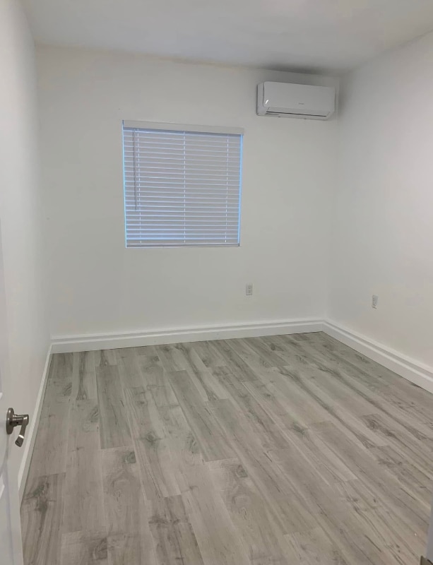 6 W 4th St unit ADU, Santa Ana, CA 92703 - photo 5