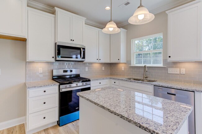 109 Persimmon Dr unit 36476233, New Bern, NC 28562 - photo 6