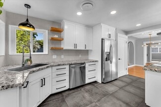 1132 Walnut Ave, Redding, CA 96001