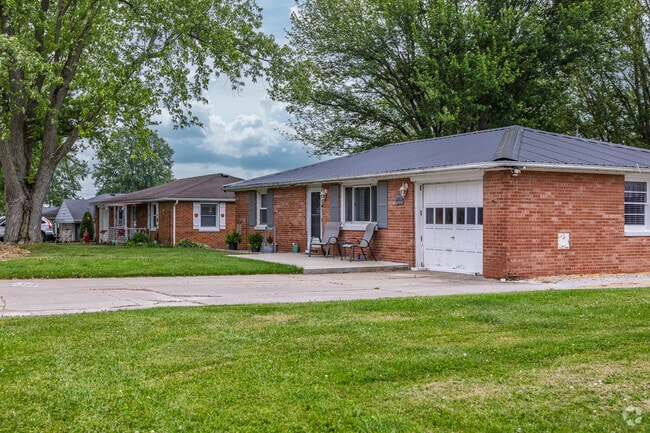 Ranch style homes in Frankton usually have brick exteriors.
