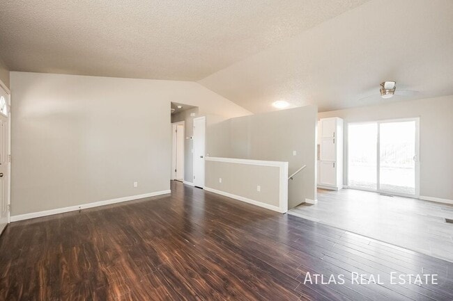 2115 Bainbridge Rd, Colorado Springs, CO 80916 - photo 2