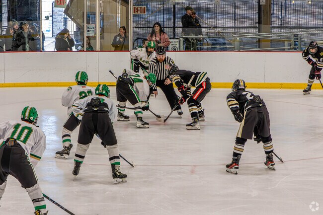 Mercerville is home to many indoor and outdoor tennis courts, several baseball diamonds and an ice rink.