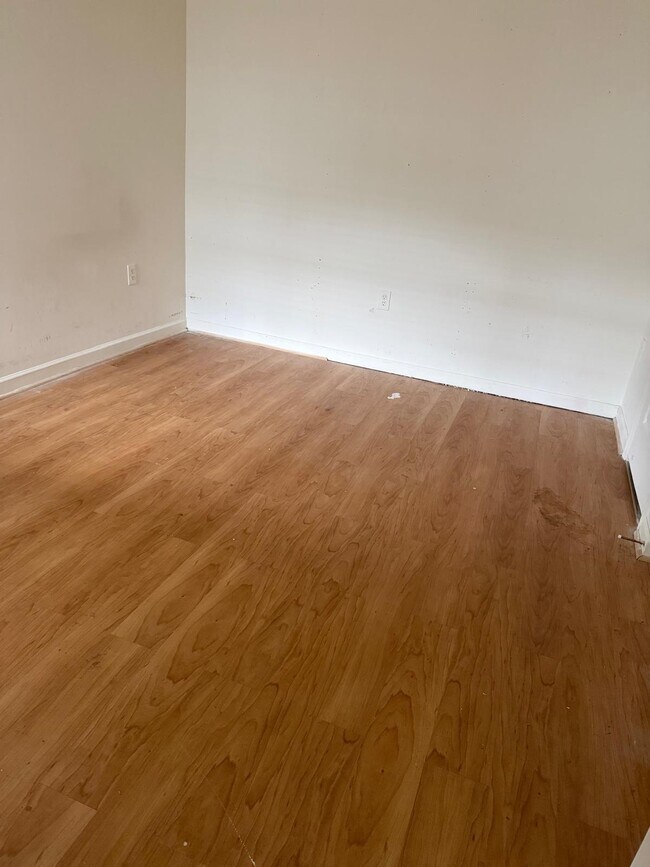 1911 Wolftech Ln unit 302, Raleigh, NC 27603 - photo 2