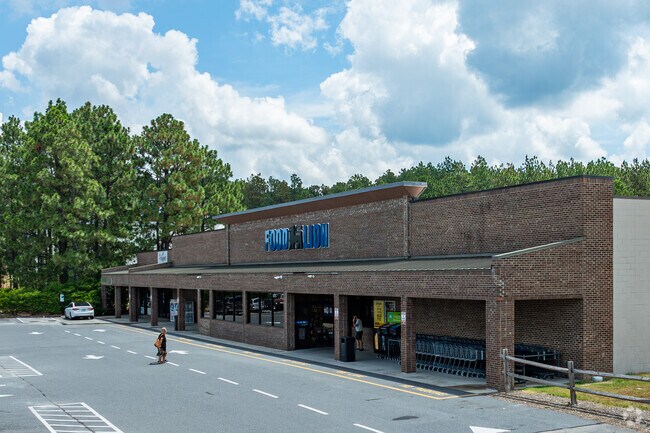 The local Food Lion is the popular choice for groceries in Jackson Springs.