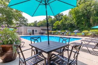 1507 Hickory Valley Rd, Chattanooga, TN 37421