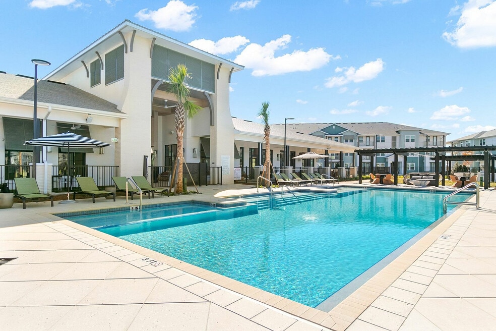 Sparkling Swimming Pool