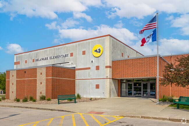 Delaware Elementary proudly places their mascot at the front of their Capitol Heights campus.