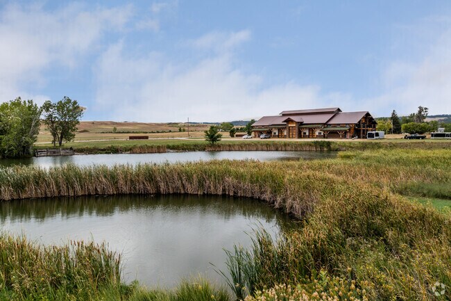It's common to see homes with their own ponds in Black Hawk.