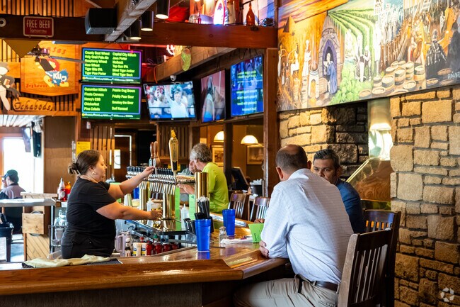 Prime rib, burnt ends and brews are some favorites at Blind Tiger.