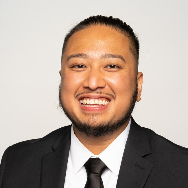 PETER TRUONG