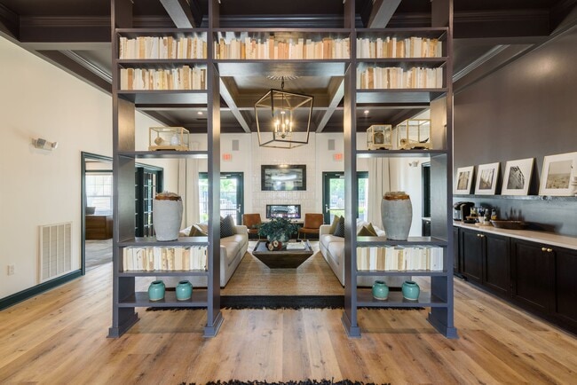 Hawthorne at the Hollow, Soddy-Daisy, TN 37379 - photo 4