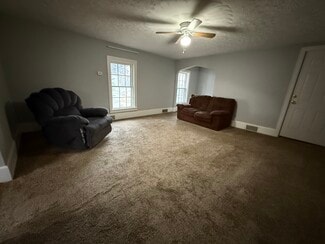 297 High St Unit 299, Wadsworth, OH 44281