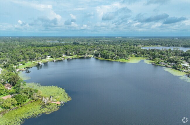 Blue Lake in Winnemissett Park is one of three major lakes within a mile of one another.