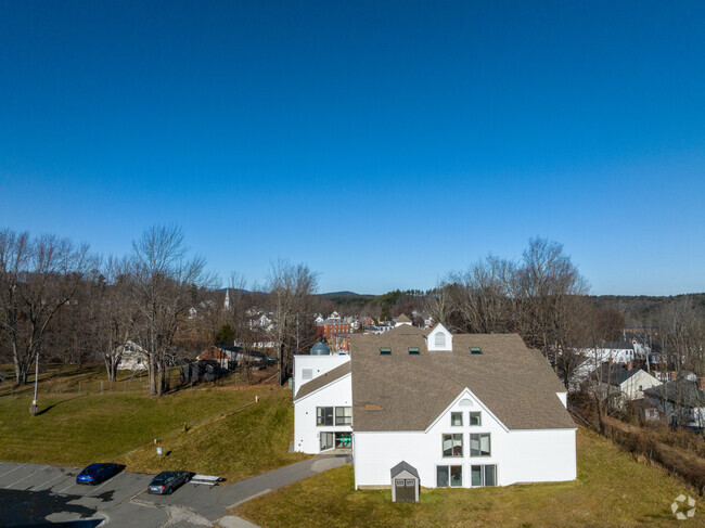 Greenville Elementary School in New Ipswich, NH serves grades K-5.