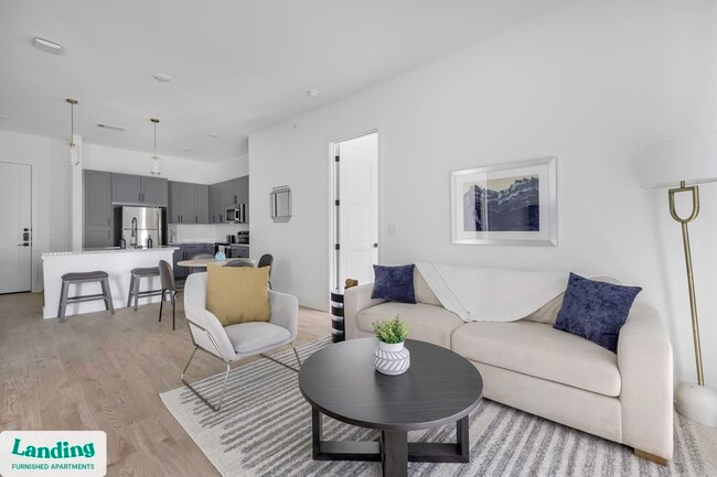 650 E Sycamore St unit 3307, Denton, TX 76201 - photo 3