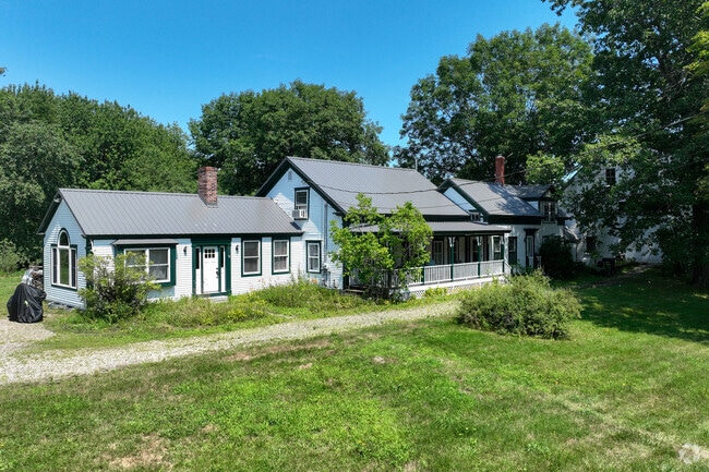 This rural home is typical in Dayton.