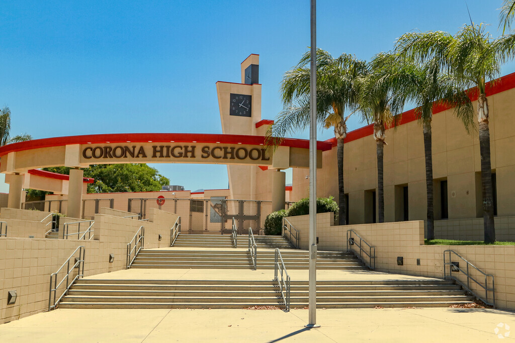 Corona High School, Corona CA Rankings & Reviews