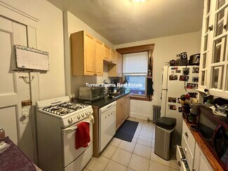 96 Hancock St, Boston, MA 02125