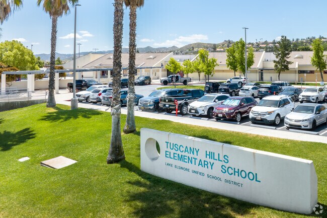 Tuscany Hills Elementary School serves elementary students of Canyon Lake.