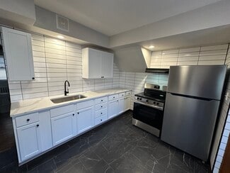 4253 James Ave N Unit 3, Minneapolis, MN 55412