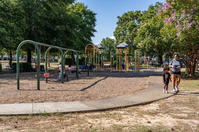 Lakebottom Park has many great amenities for the residents of Columbus Tech-Bealwood to enjoy.