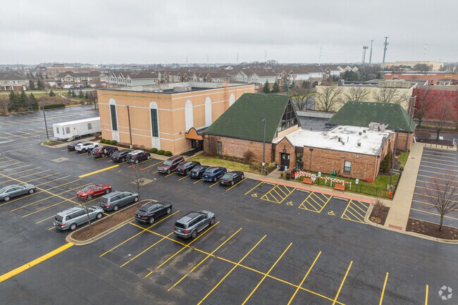 Icn Full-Time School Program has 31 students in grades PK, K.