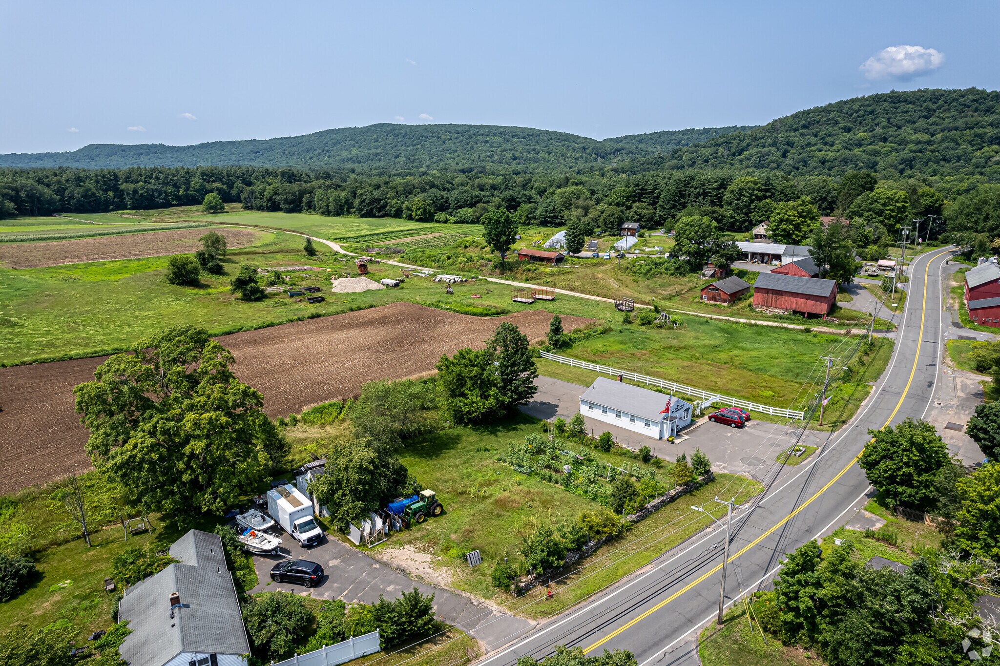 West Simsbury offers a unique blend of suburban, natural beauty, and community amenities.
