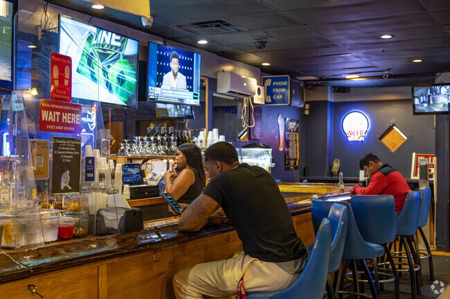 Residents can enjoy sports and beer at the local Front Row Bar and Grill in Fairview.