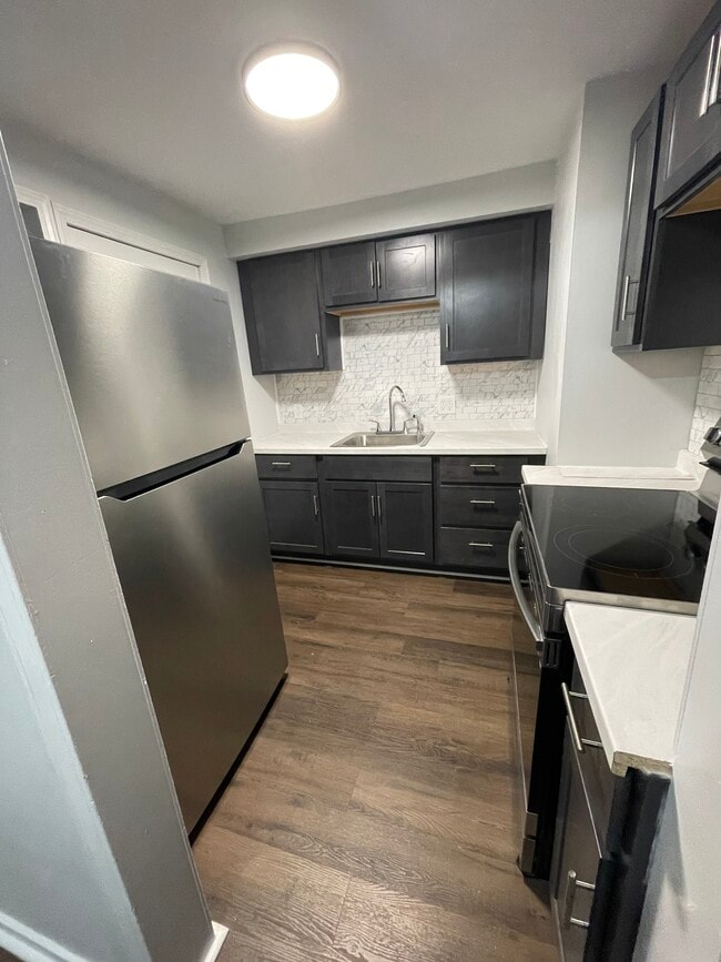 101 Montfort Dr unit 2, Buffalo, NY 14225 - photo 2