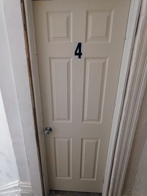 9 Nutt Ave unit 4, Uniontown, PA 15401 - photo 5