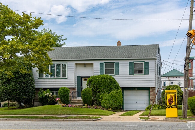 Split level homes in Westside offer plenty of space for families looking for a little yard.