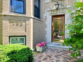 732 Mulford St Unit 2, Evanston, IL 60202