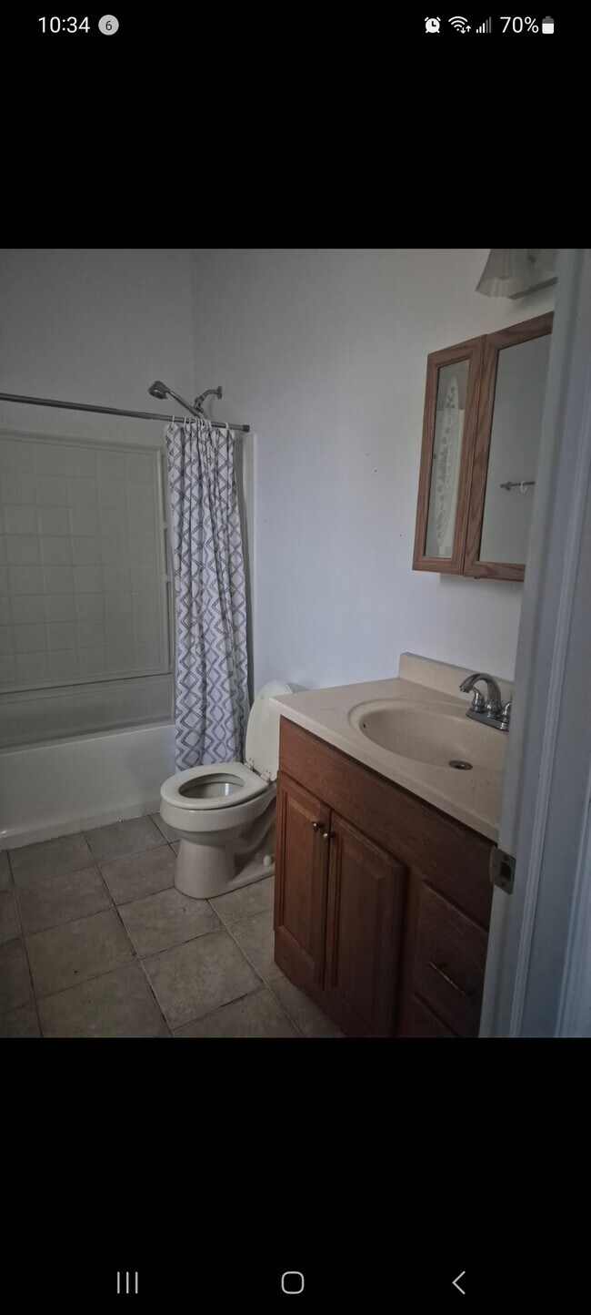 44 N Main St unit Apartment 3, Gloversville, NY 12078 - photo 4