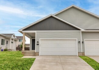 435 Bellflower, Carlisle, IA 50047