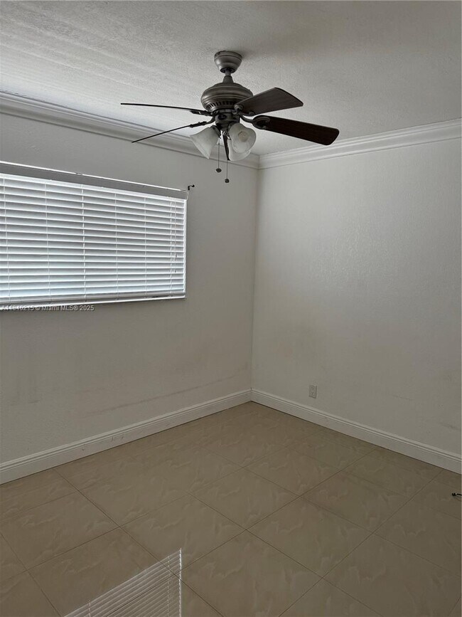 8600 N Sherman Cir, Miramar, FL 33025 - photo 6