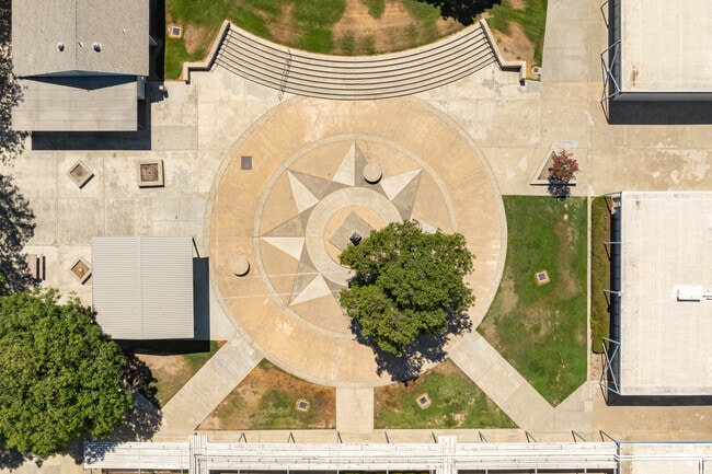 Woodrow Wilson Junior High School has a very unique courtyard for students to enjoy.