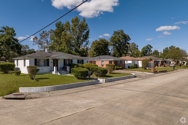 Homes in the Carver Heights neighborhood sport well-manicured lawns.